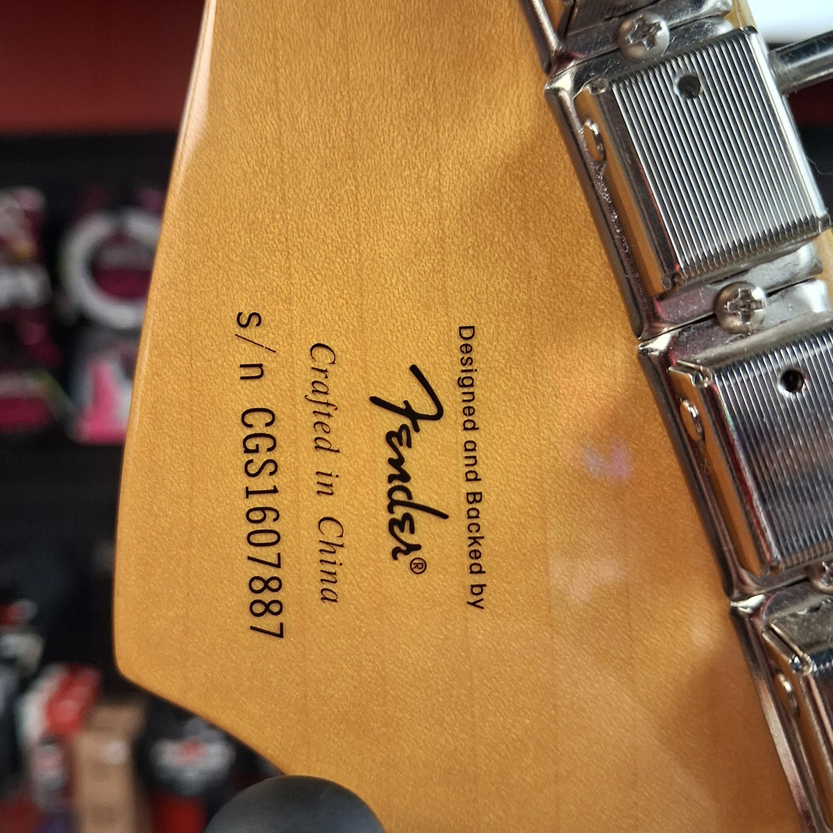 2016 Squire Classic Vibe Stratocaster '60s, Rosewood Fingerboard - 3-Color Sunburst SN# CGS1607887
