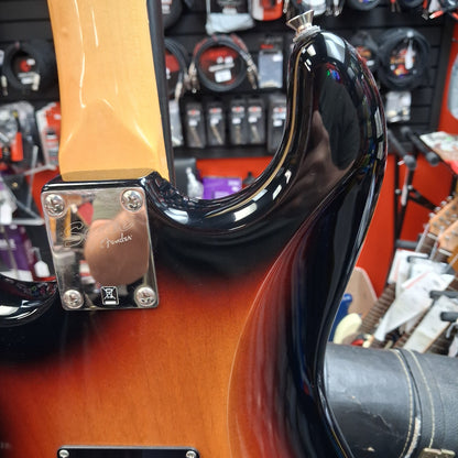 2016 Squire Classic Vibe Stratocaster '60s, Rosewood Fingerboard - 3-Color Sunburst SN# CGS1607887