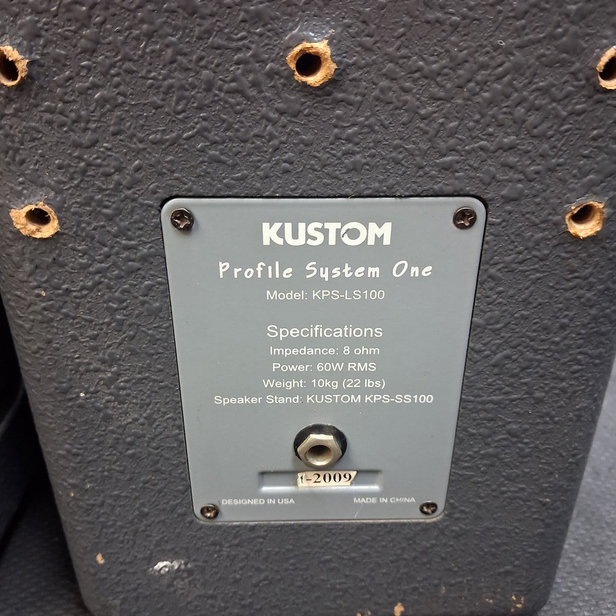 KUSTOM KPS PROFILE SYSTEM ONE 5-CHANNEL PORTABLE PA, 100W w/ DUAL 6.5” PA SPEAKERS w/ SPEAKER CABLES & POWER CABLE (USED) SN# 0251-000965 "EFFECTS NOT WORKING"