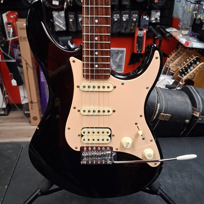 1997 Yamaha EG112 Electric Guitar - Black (USED) SN# Y7759705