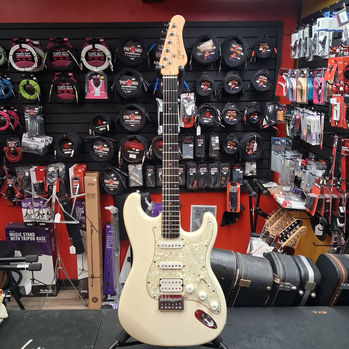 Fretlight 400 Series S Type Electric Guitar - White (USED)