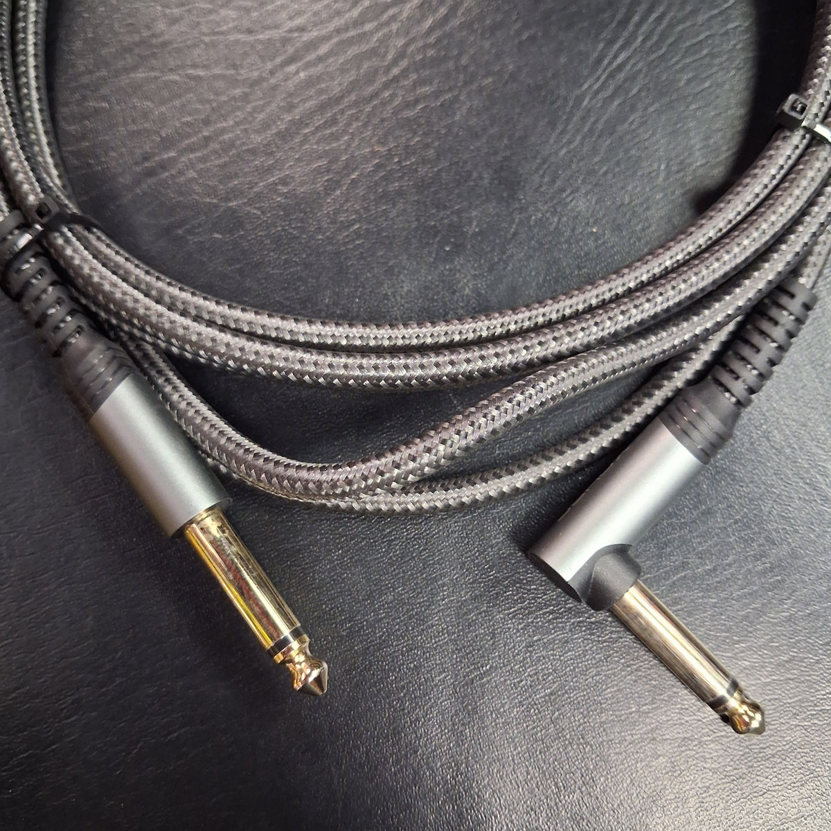 JSAUX Instrument Cable 10 Feet Straight To Right Angle - Gray (USED)