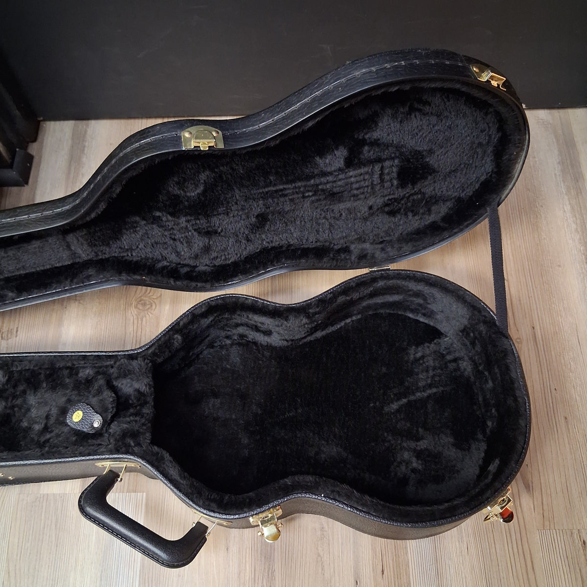 On-Stage GCU4001 Baritone Ukulele / 1/4" Sized Classical Guitar Hard Case - Black (USED)
