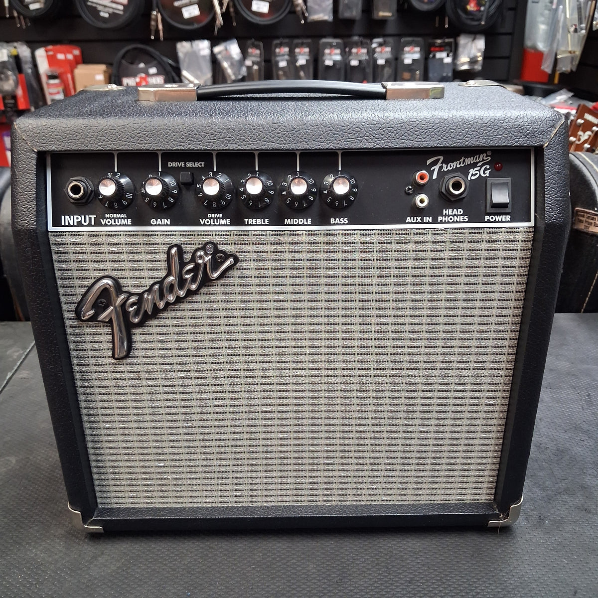 2000's Fender Frontman 15G Amplifier 15-Watts, 1x8" (USED) SN# ICTE10004048