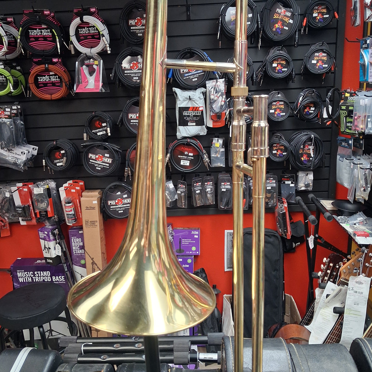 Hisonic Trombone w/ Case - Lacquer Finish (USED)