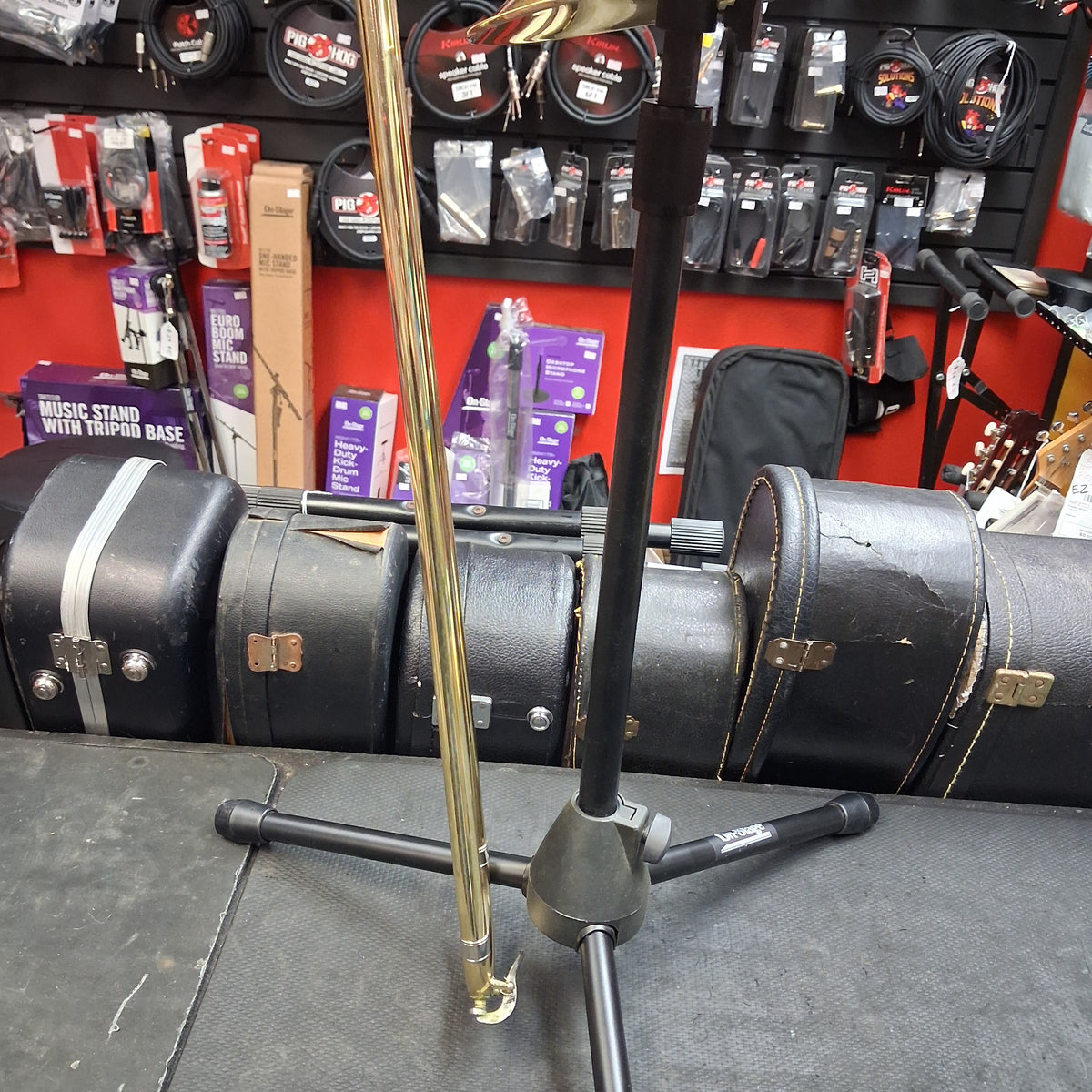 Hisonic Trombone w/ Case - Lacquer Finish (USED)