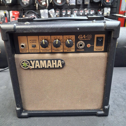 1990's Yamaha GA-10 Electric Guitar Amplifier 10-Watts, 1x5" (USED) SN# I477705UW