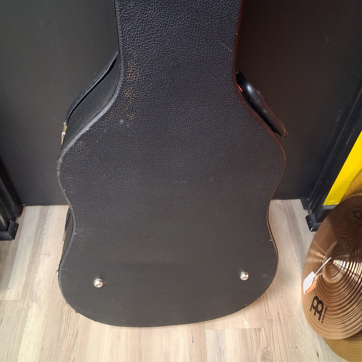 Road Runner Acoustic Guitar Hard Case - Black (USED)