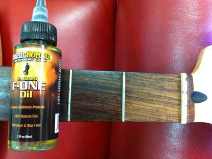 MUSIC NOMAD Fretboard F-ONE Oil - Cleaner & Conditioner - MN105