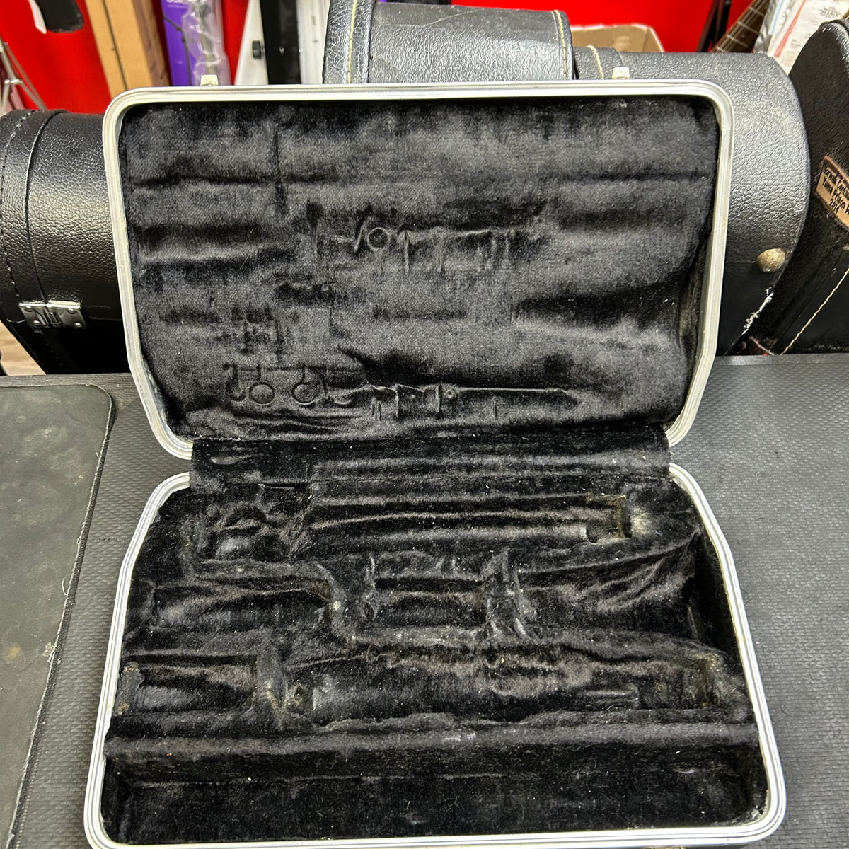 Bundy Resonite Clarinet w/ Bundy Green Case (USED) SN# 483225