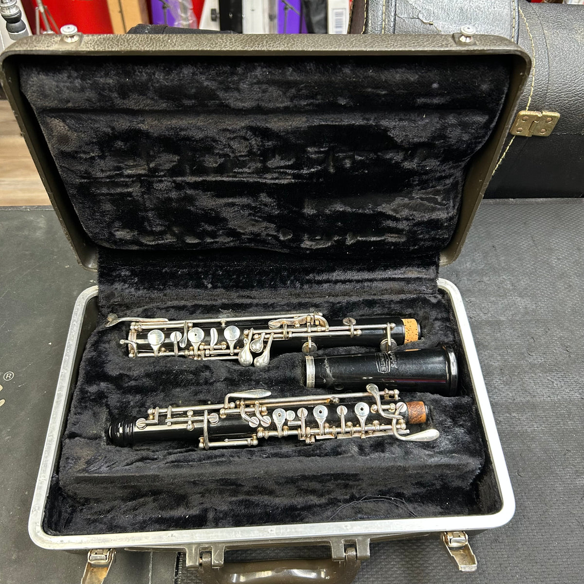 Bundy Selmer U.S.A. Oboe w/ Bundy Brown Case (USED) SN# B 21916