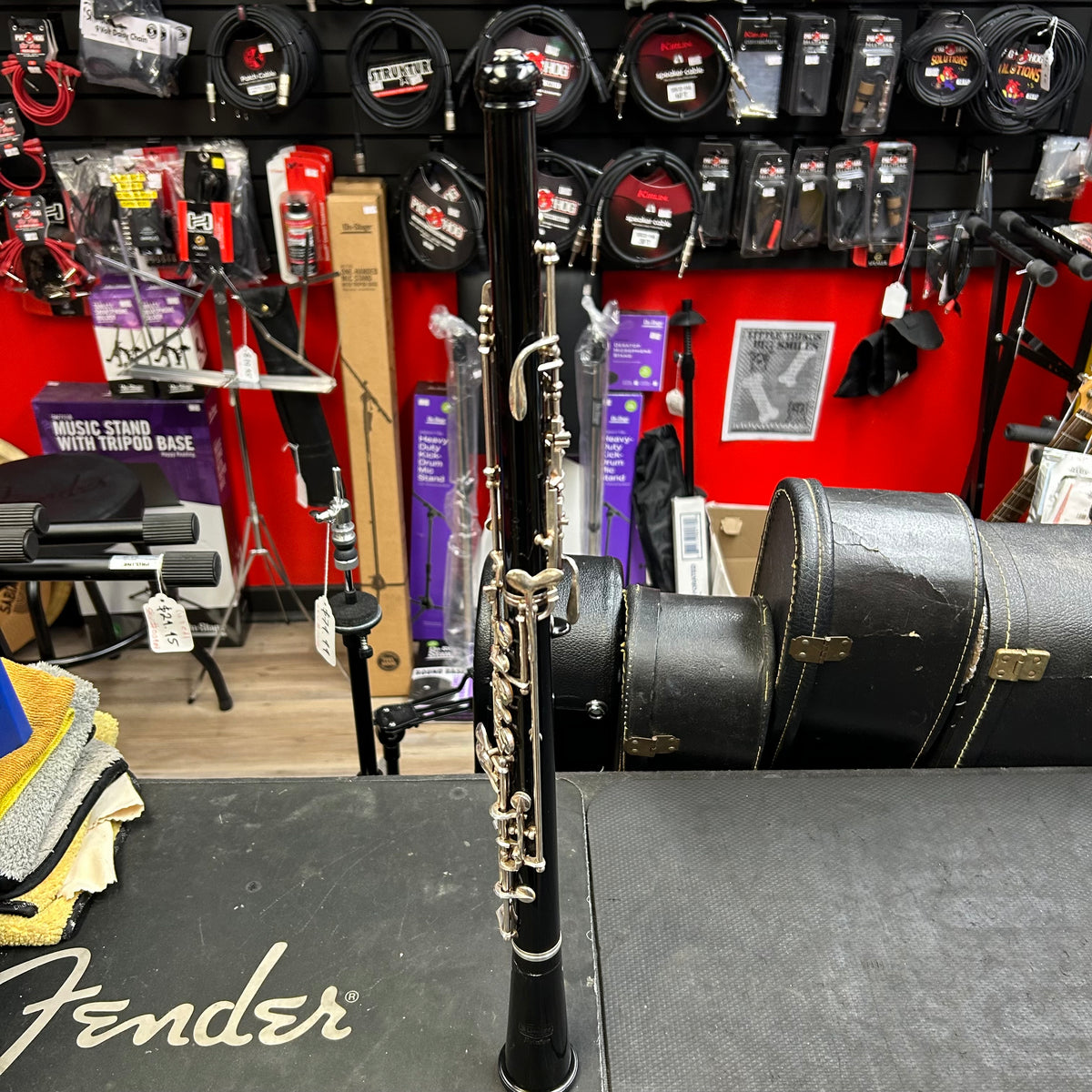 Bundy Selmer U.S.A. Oboe w/ Bundy Brown Case (USED) SN# B 21916