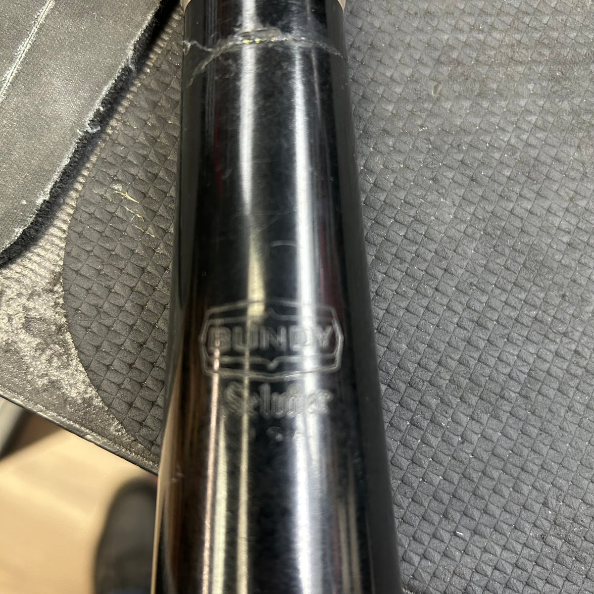 Bundy Selmer U.S.A. Oboe w/ Bundy Brown Case (USED) SN# B 21916