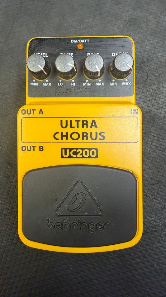 2018 BEHRINGER UC200 ULTRA CHORUS EFFECTS PEDAL (SN# S180904074601)