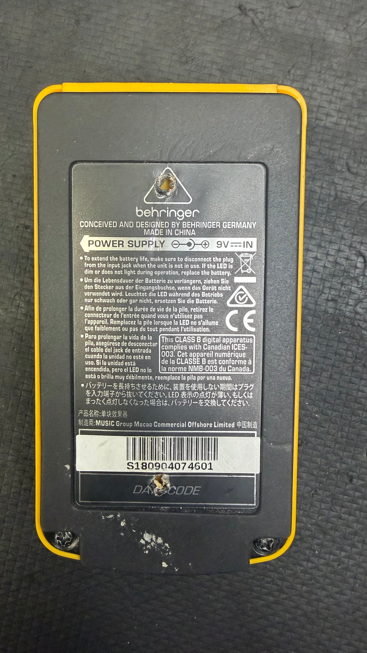 2018 BEHRINGER UC200 ULTRA CHORUS EFFECTS PEDAL (SN# S180904074601)
