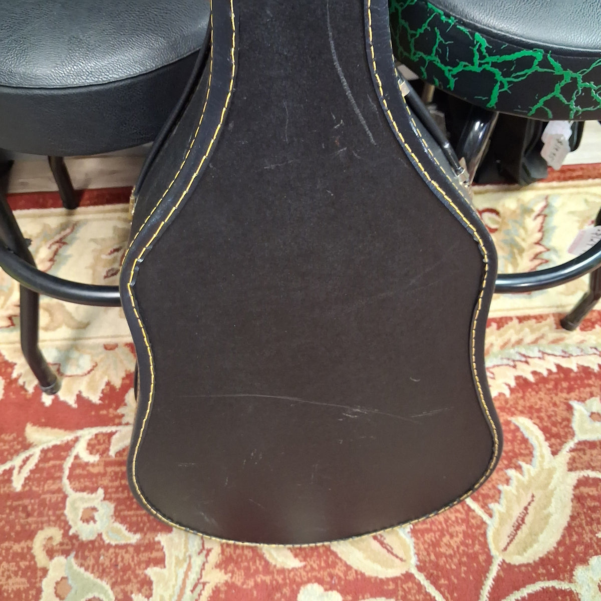 Acoustic Guitar Chipboard Case - Black (USED)