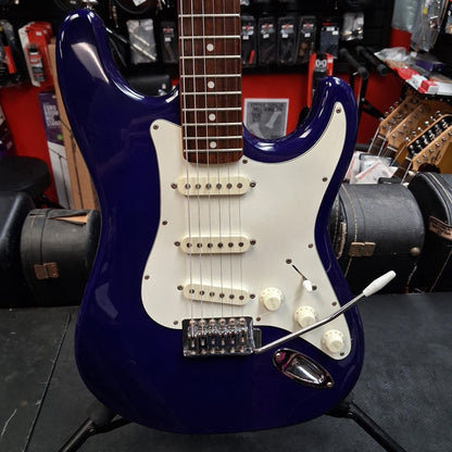 2000's Silvertone SS-11/CBL Electric Guitar - Cobalt Blue (USED) SN# SI040805546