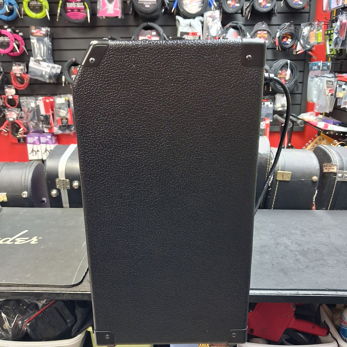 2018 Peavey VYPYR Pro-100 Modeling Guitar Combo Amplifier 100-watt, 1x12" (USED) SN# 1JBIJ250029