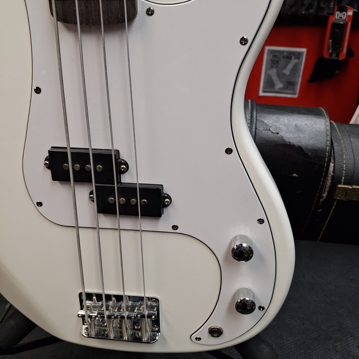 Glarry GP 4-String Electric Bass - White (USED)